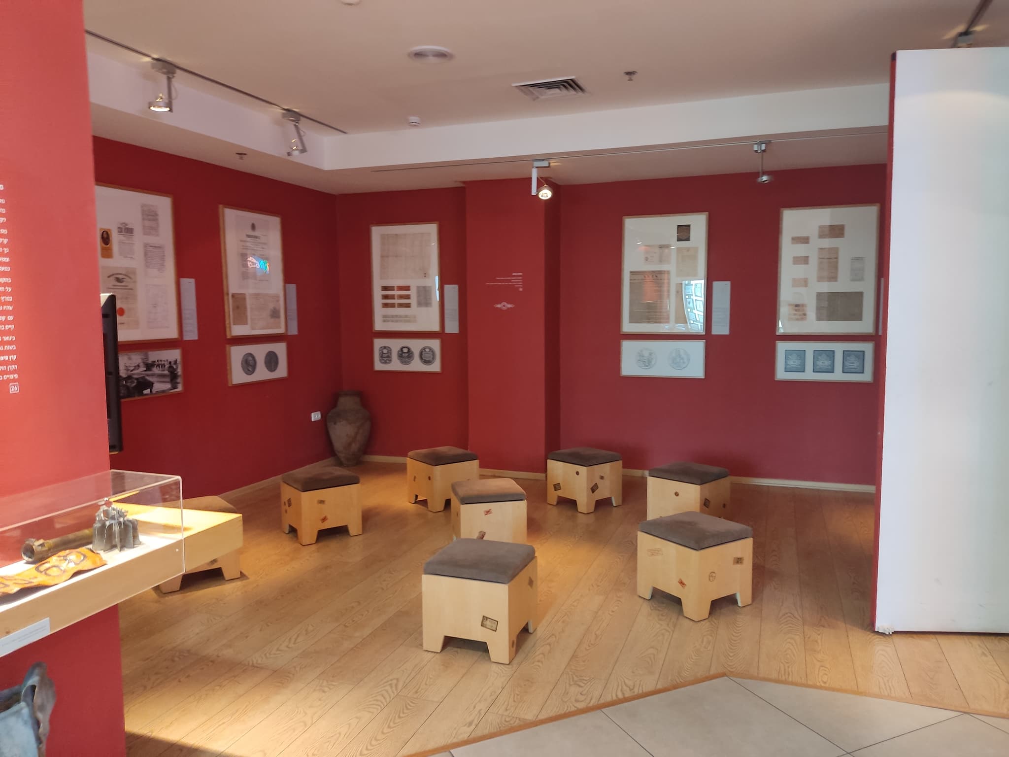 משרד 248 מ"ר להשכרה בירושלים משופץ