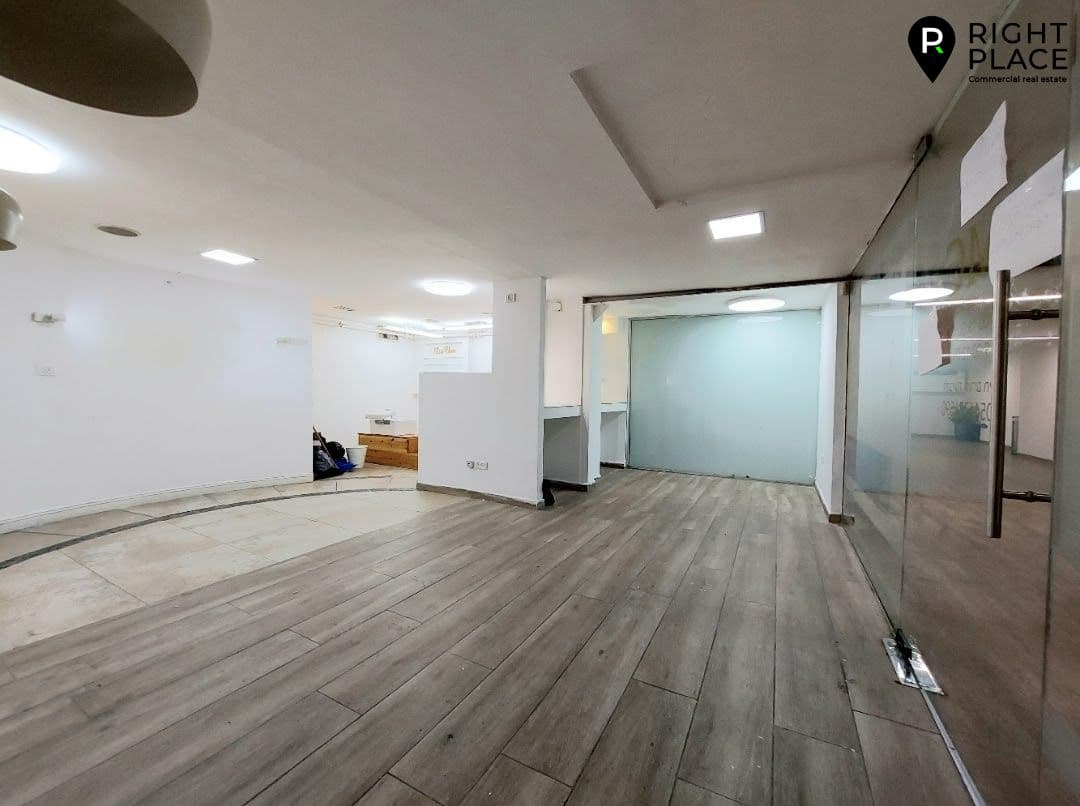 משרד 48 מ"ר להשכרה בירושלים