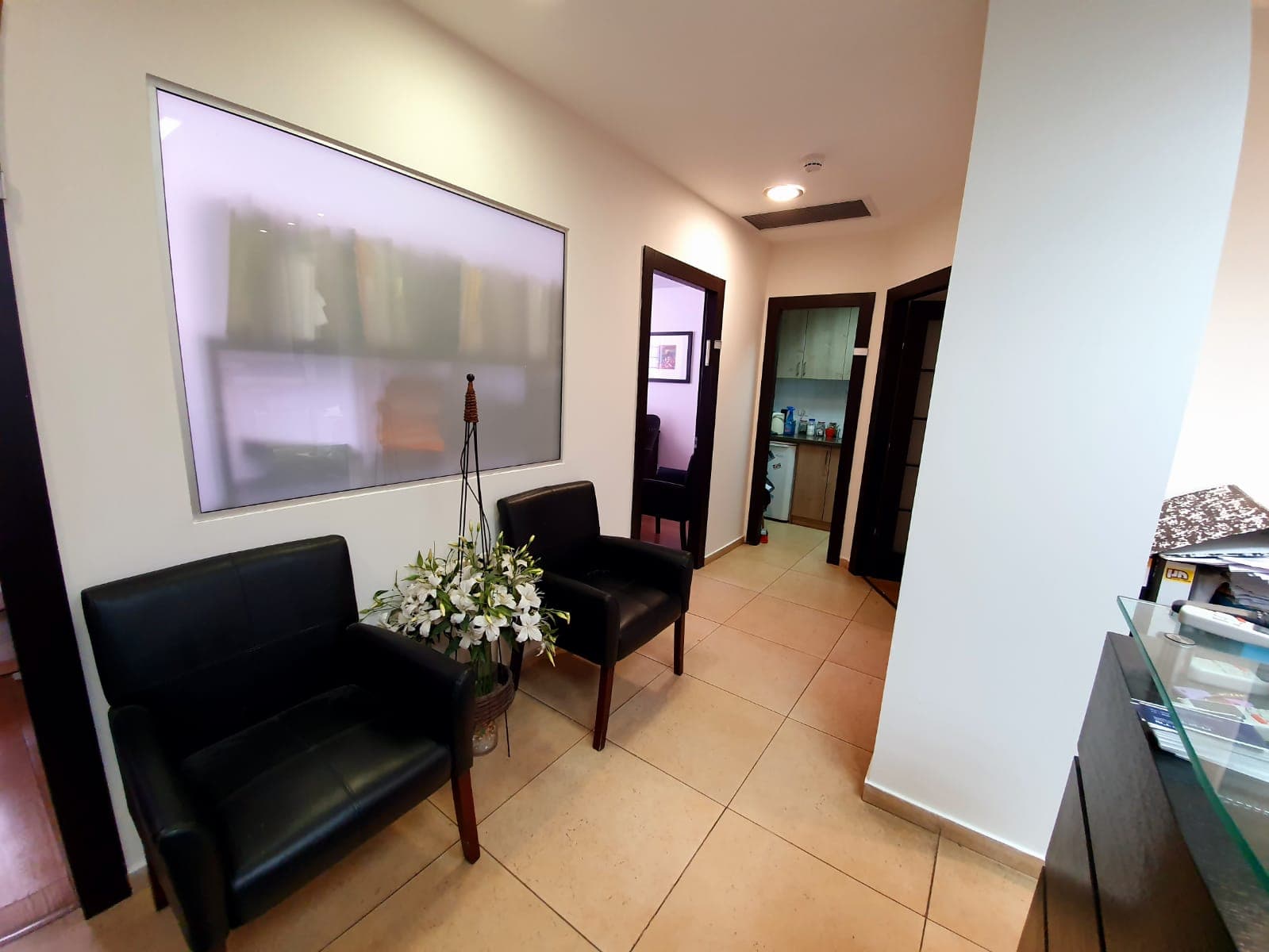 משרד 97 מ"ר להשכרה בירושלים עם חניה