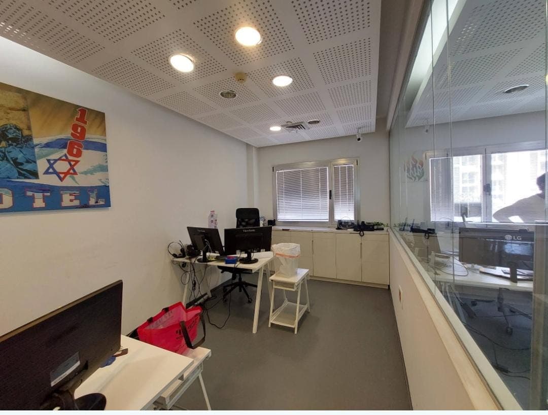 משרד 110 מ"ר להשכרה בירושלים משופץ