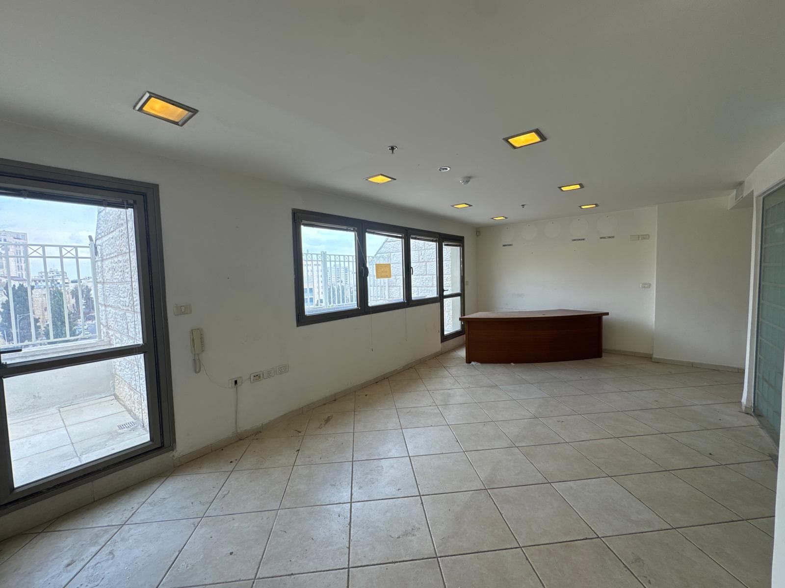 משרד 200 מ"ר להשכרה בירושלים