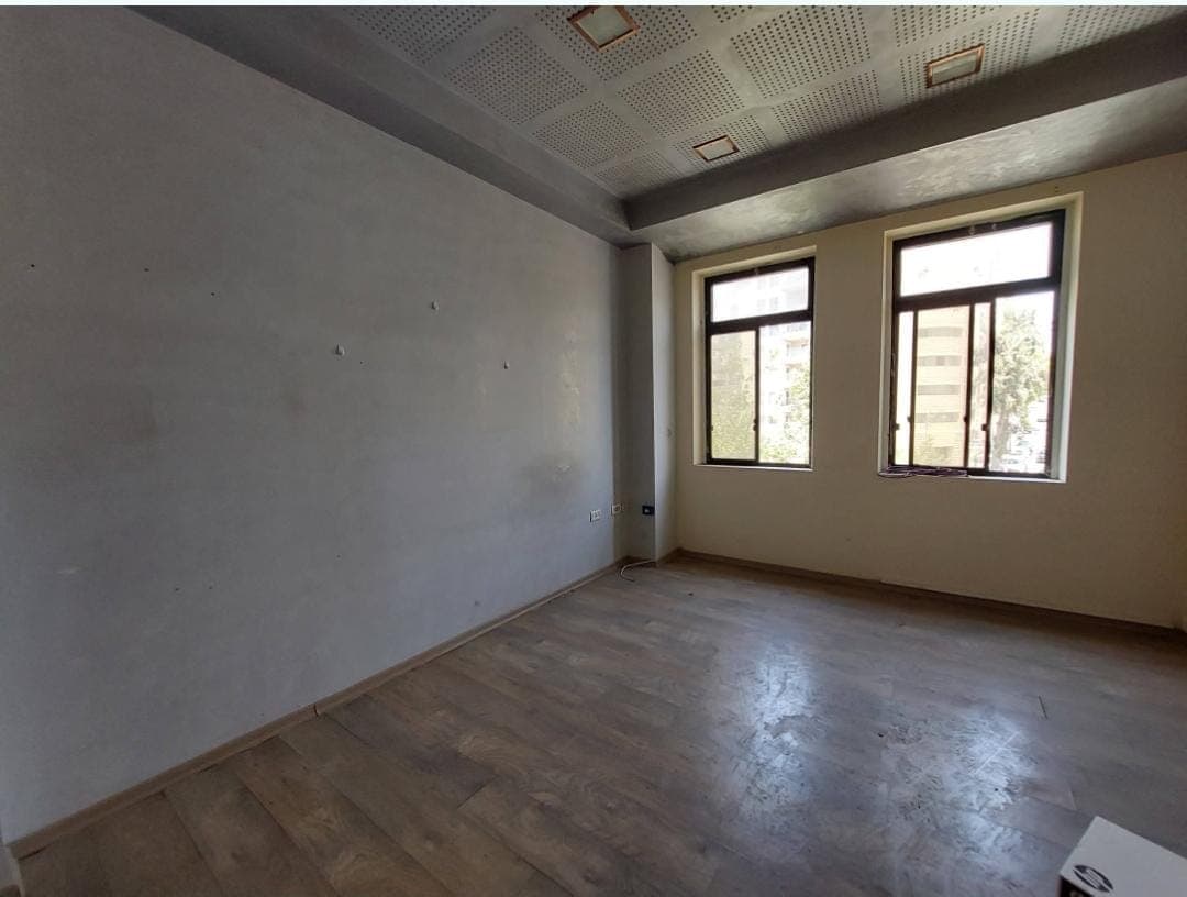 משרד 70 מ"ר להשכרה בירושלים