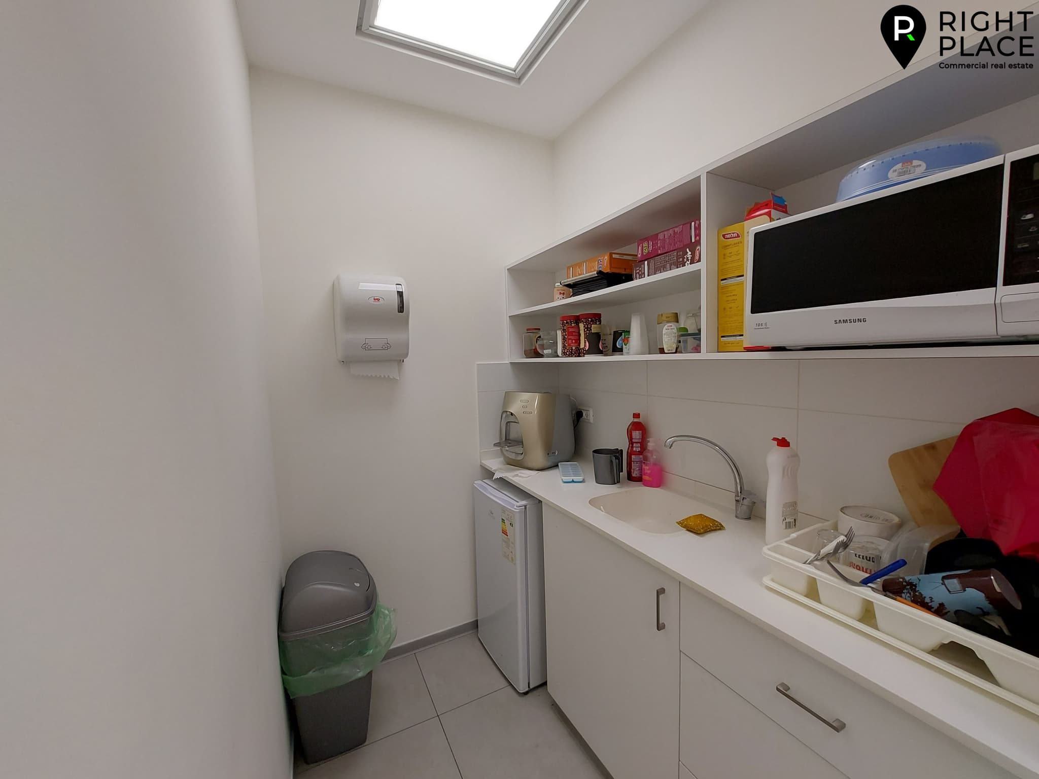 משרד 55 מ"ר להשכרה בירושלים משופץ