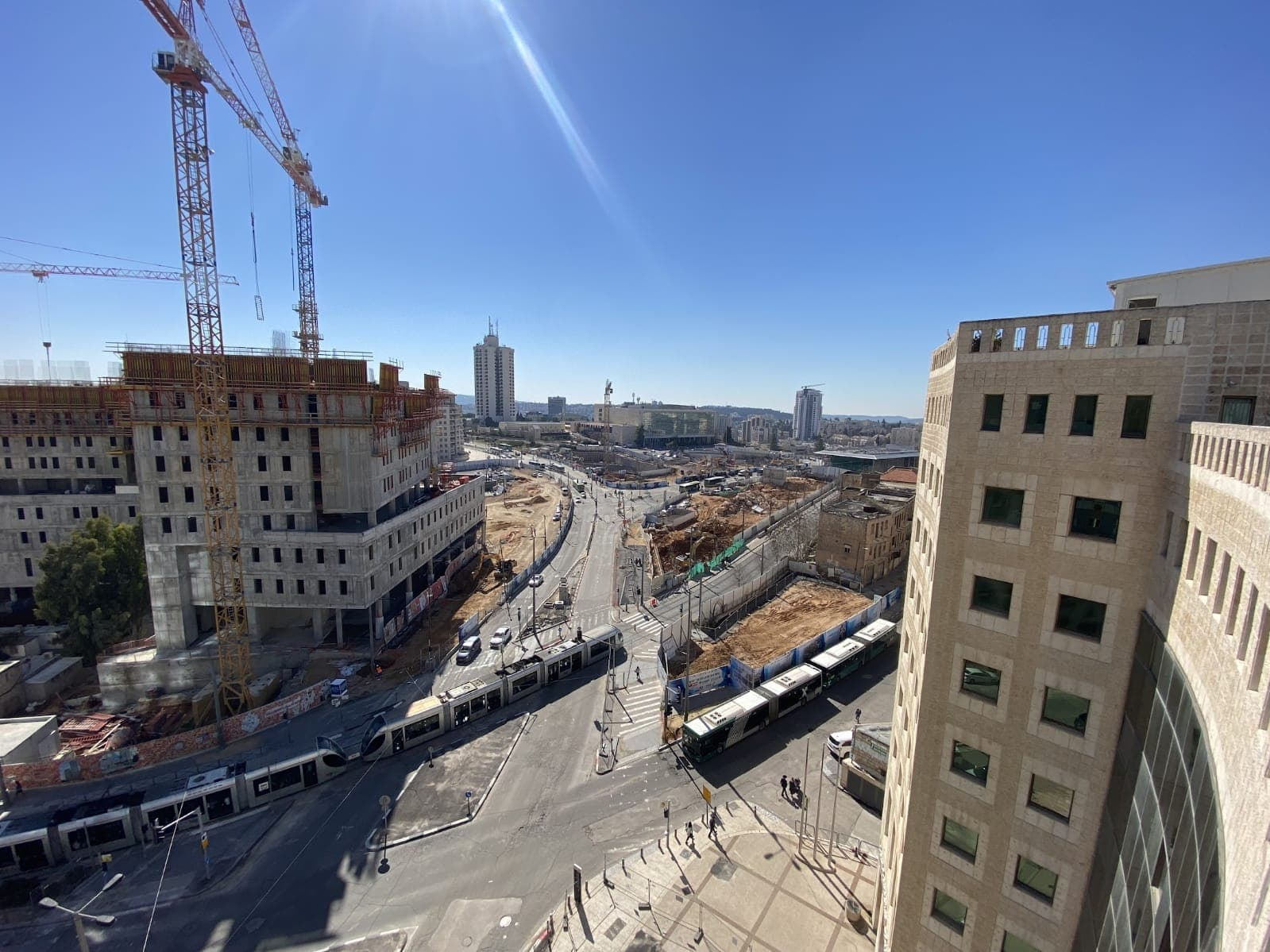 משרד 180 מ"ר להשכרה בירושלים עם חניה