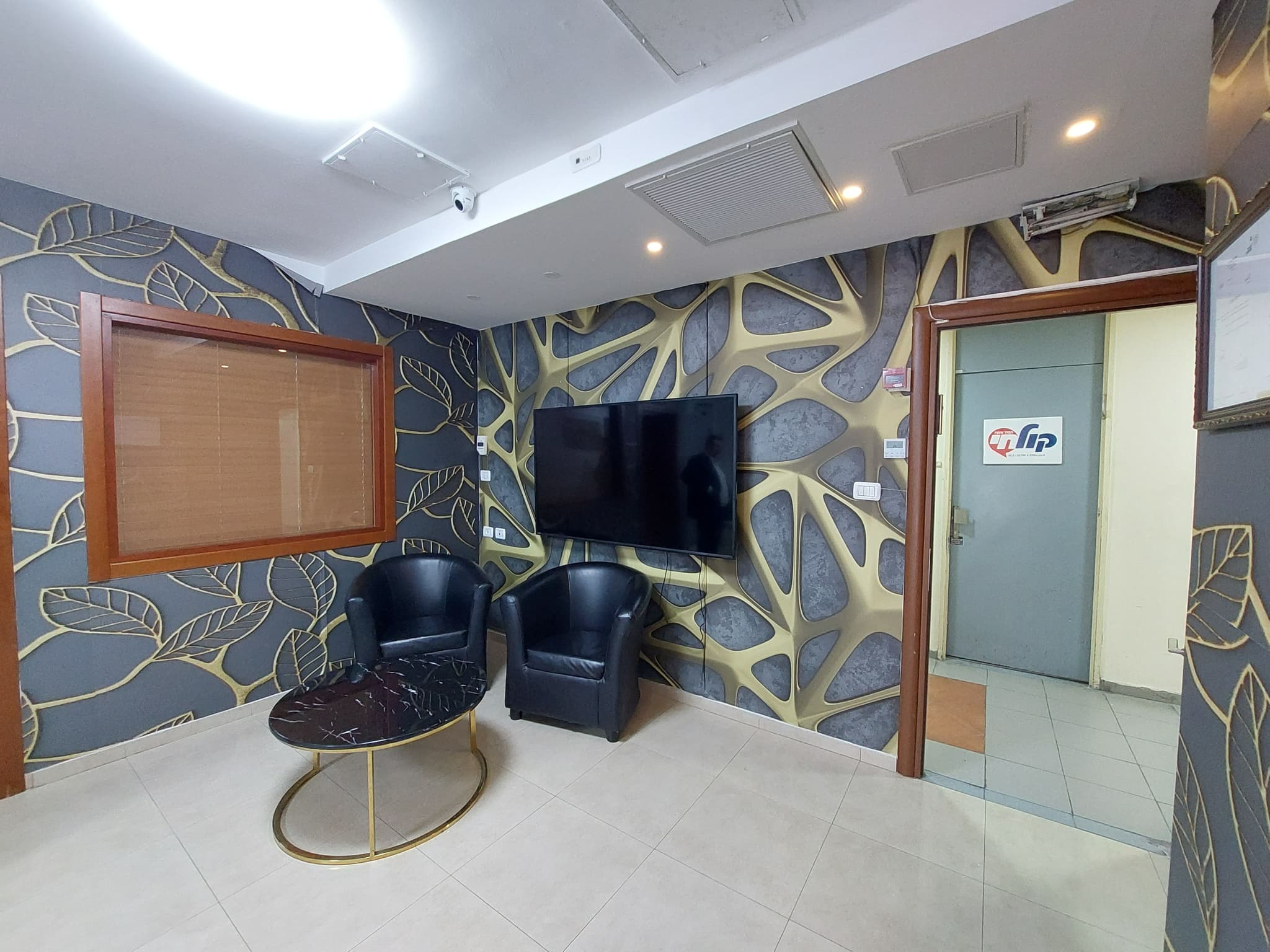 משרד 80 מ"ר להשכרה בירושלים