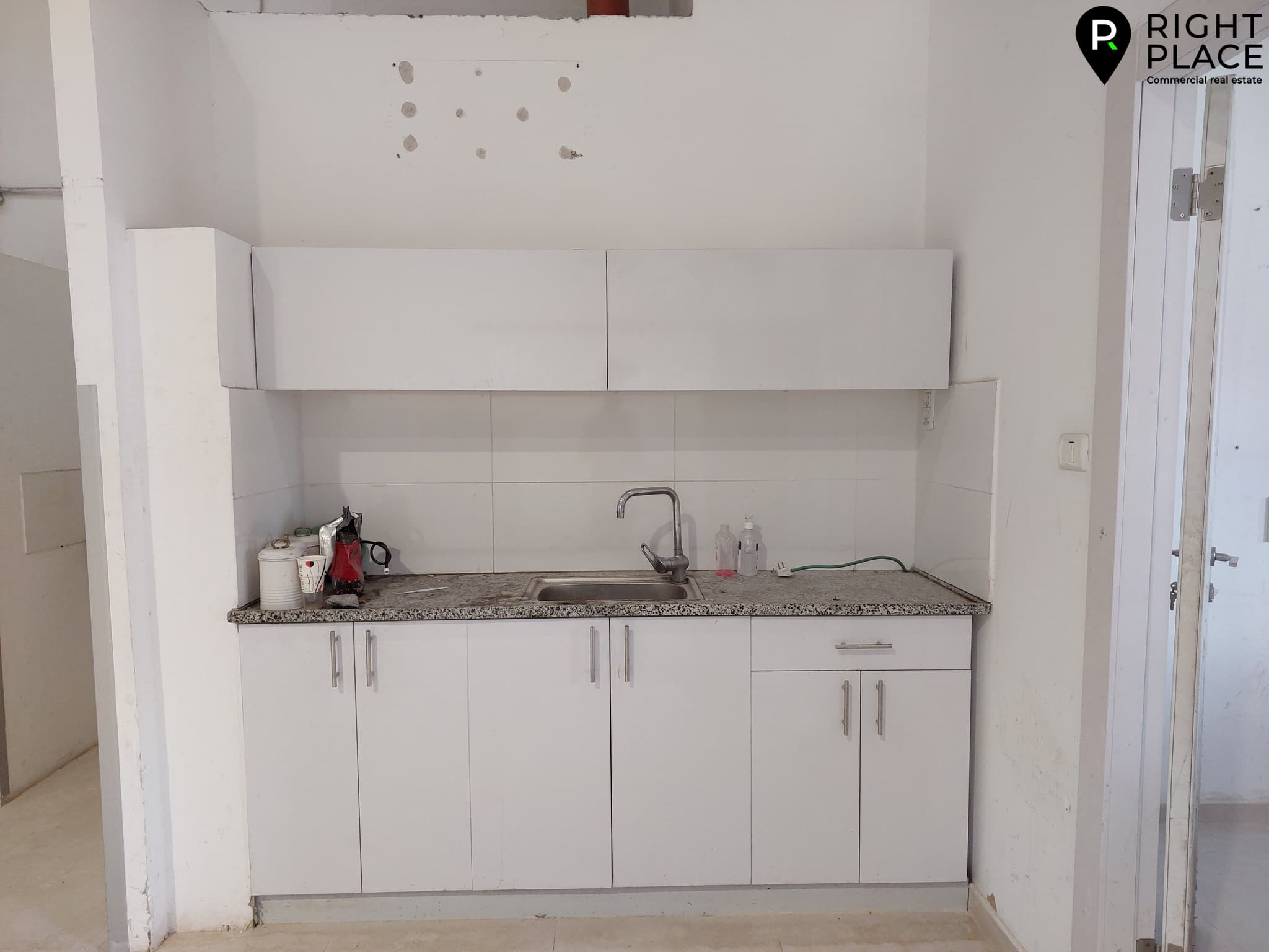 מחסן 175 מ"ר להשכרה בירושלים