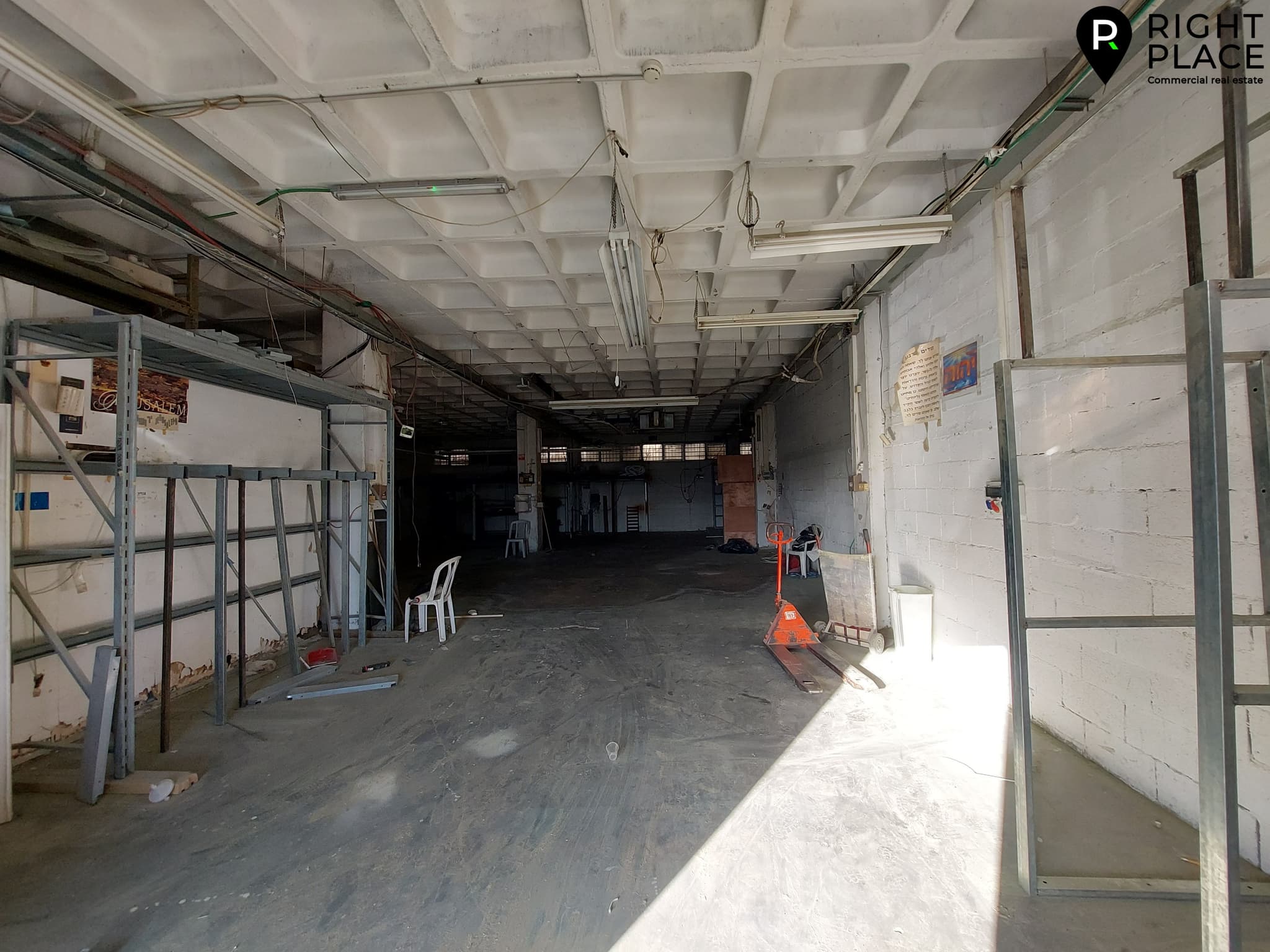 מחסן 240 מ"ר להשכרה בירושלים