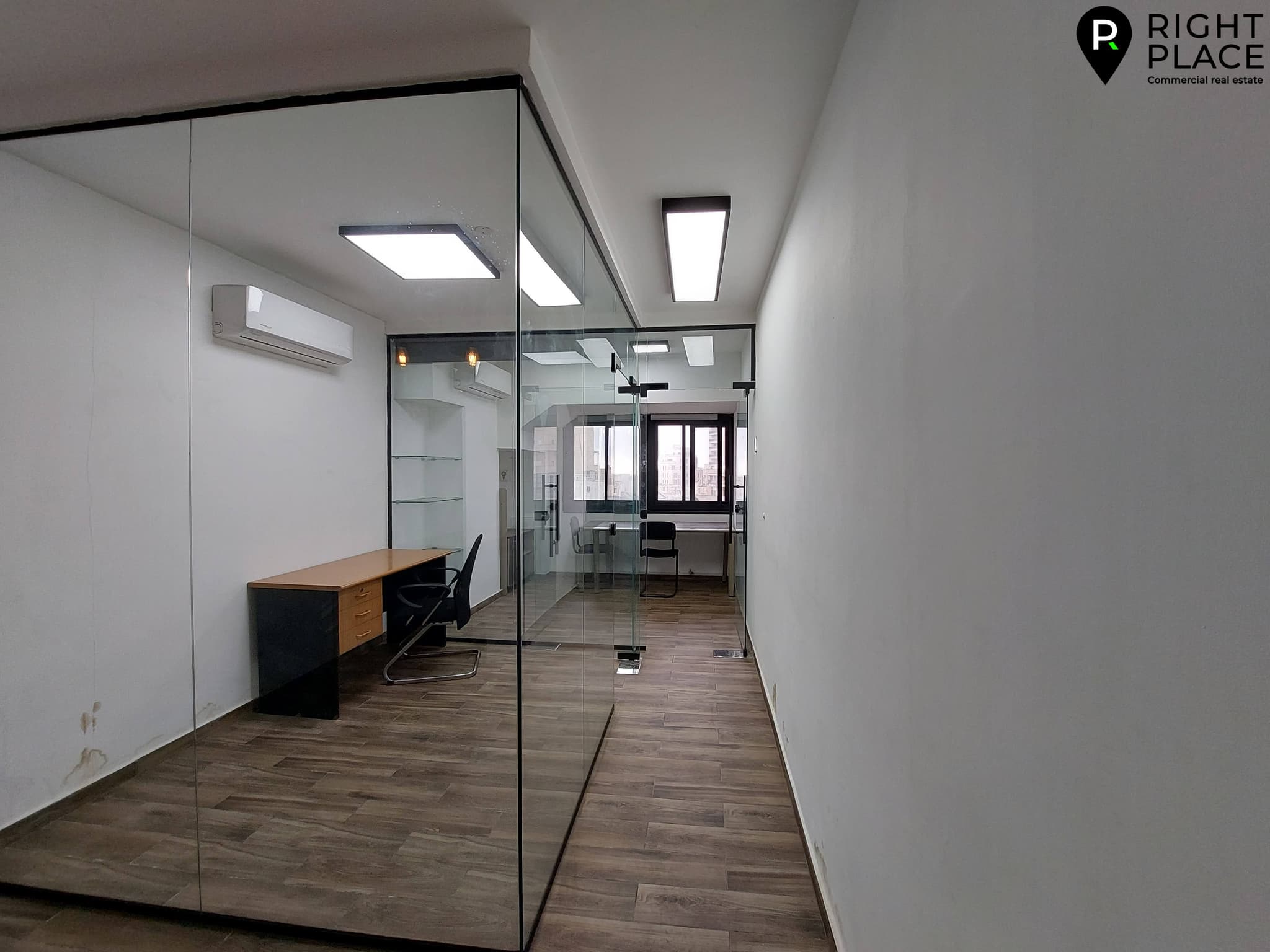 משרד 24 מ"ר להשכרה בירושלים משופץ