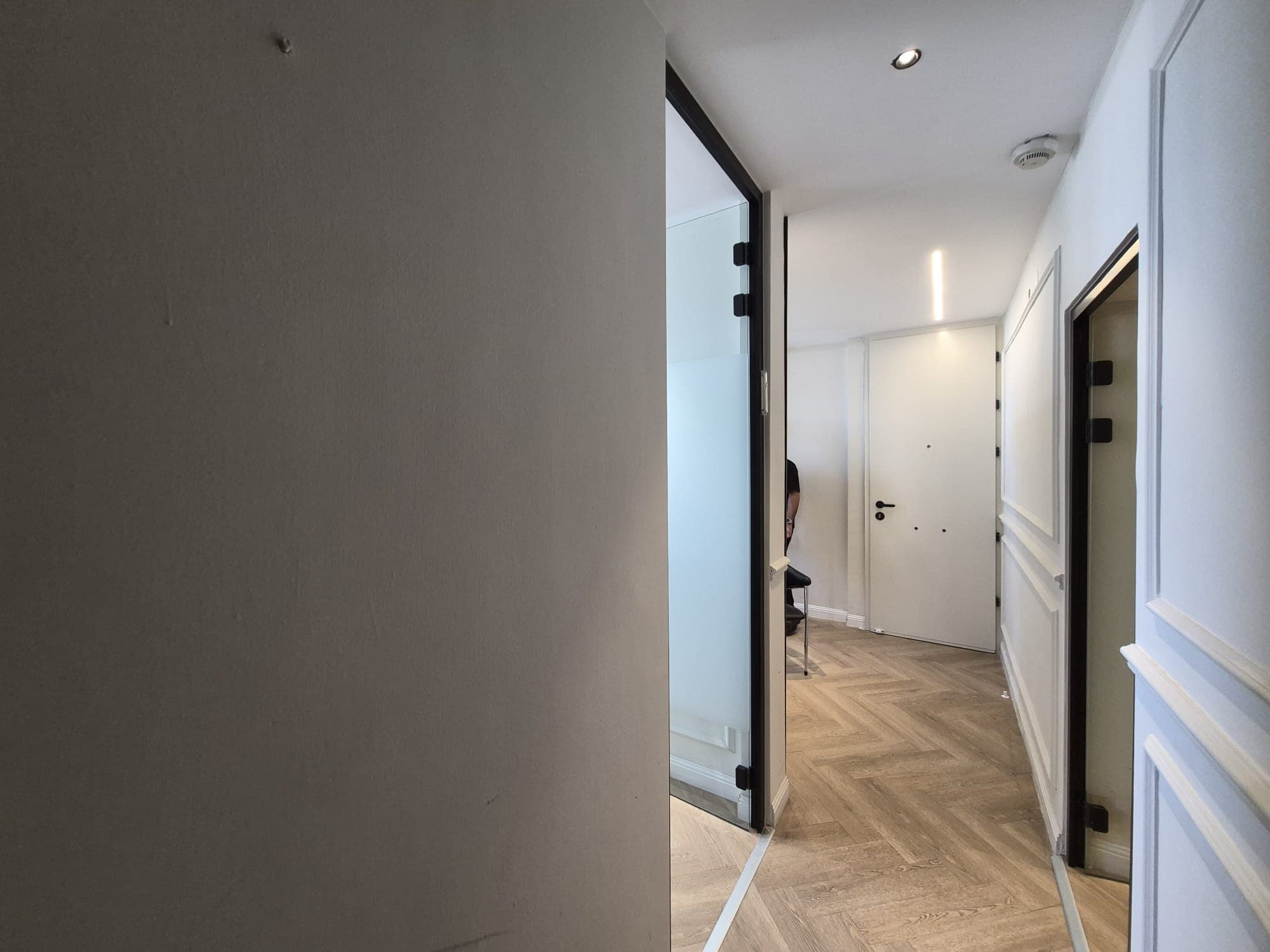 משרד להשכרה במרכז העיר! - תמונה 1