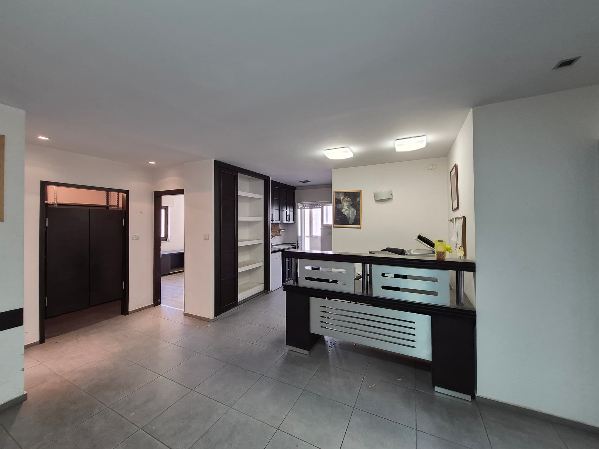 משרד במרכז העיר להשכרה! - תמונה 1