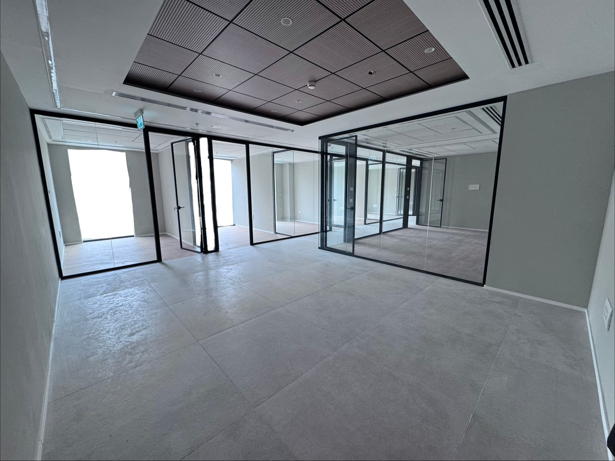 משרד להשכרה בתלפיות ! - תמונה 1