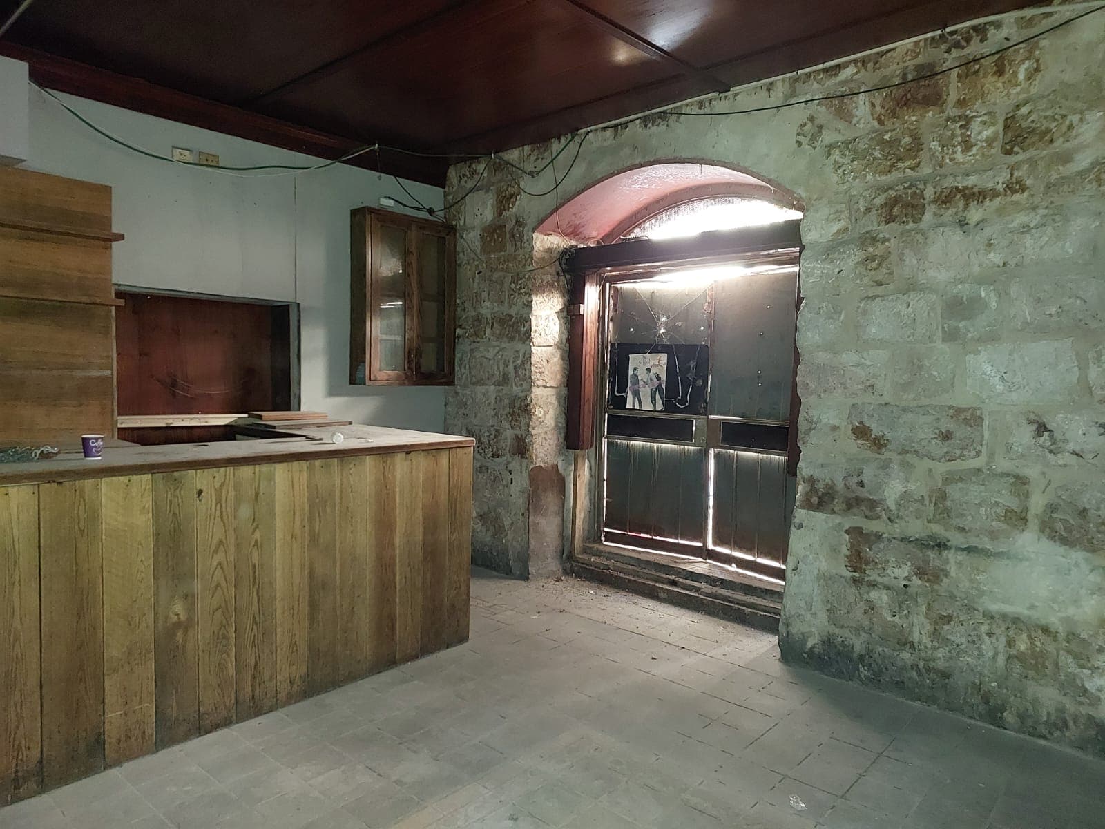 חנות למכירה במרכז העיר! - תמונה 1