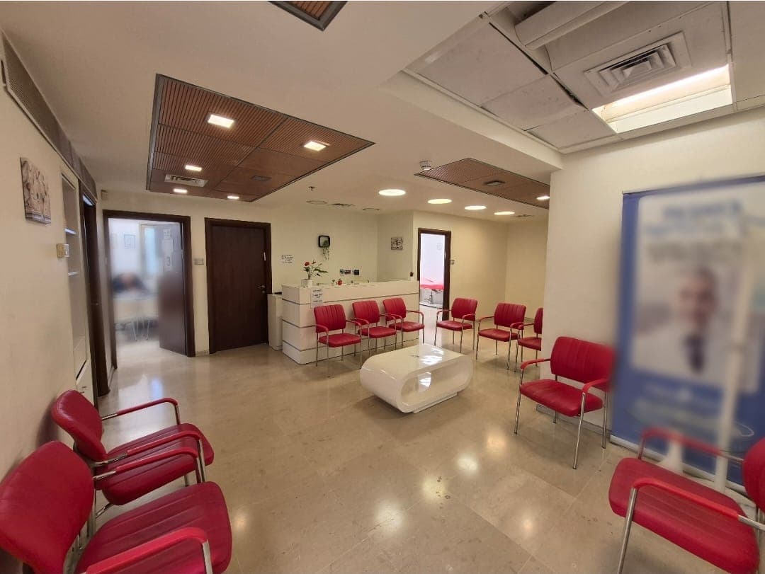 משרד להשכרה בכניסה לעיר! - תמונה 1