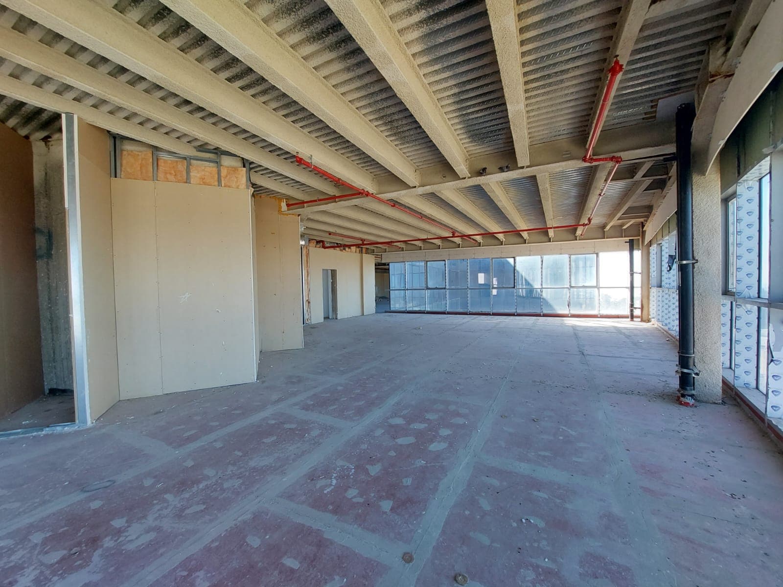 קומת משרדים עצמאית להשכרה בגבעת שאול! - תמונה 1