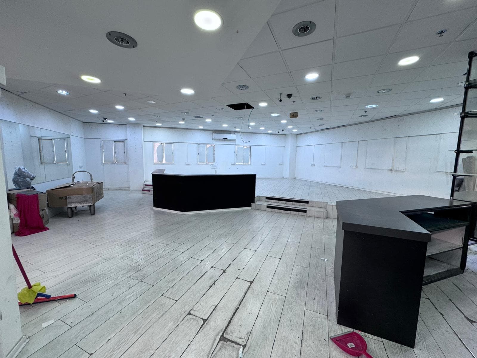 חנות/משרד להשכרה! - תמונה 1