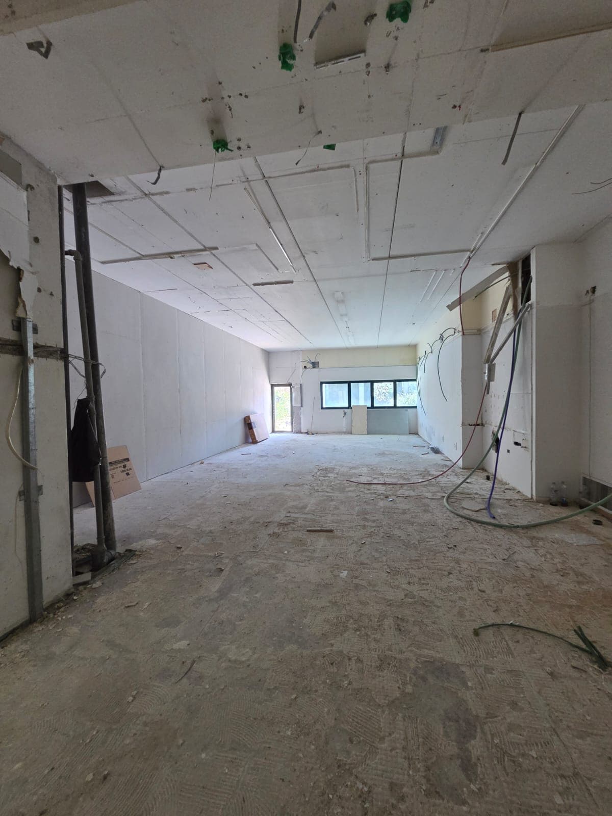 משרד במלחה להשכרה! - תמונה 1