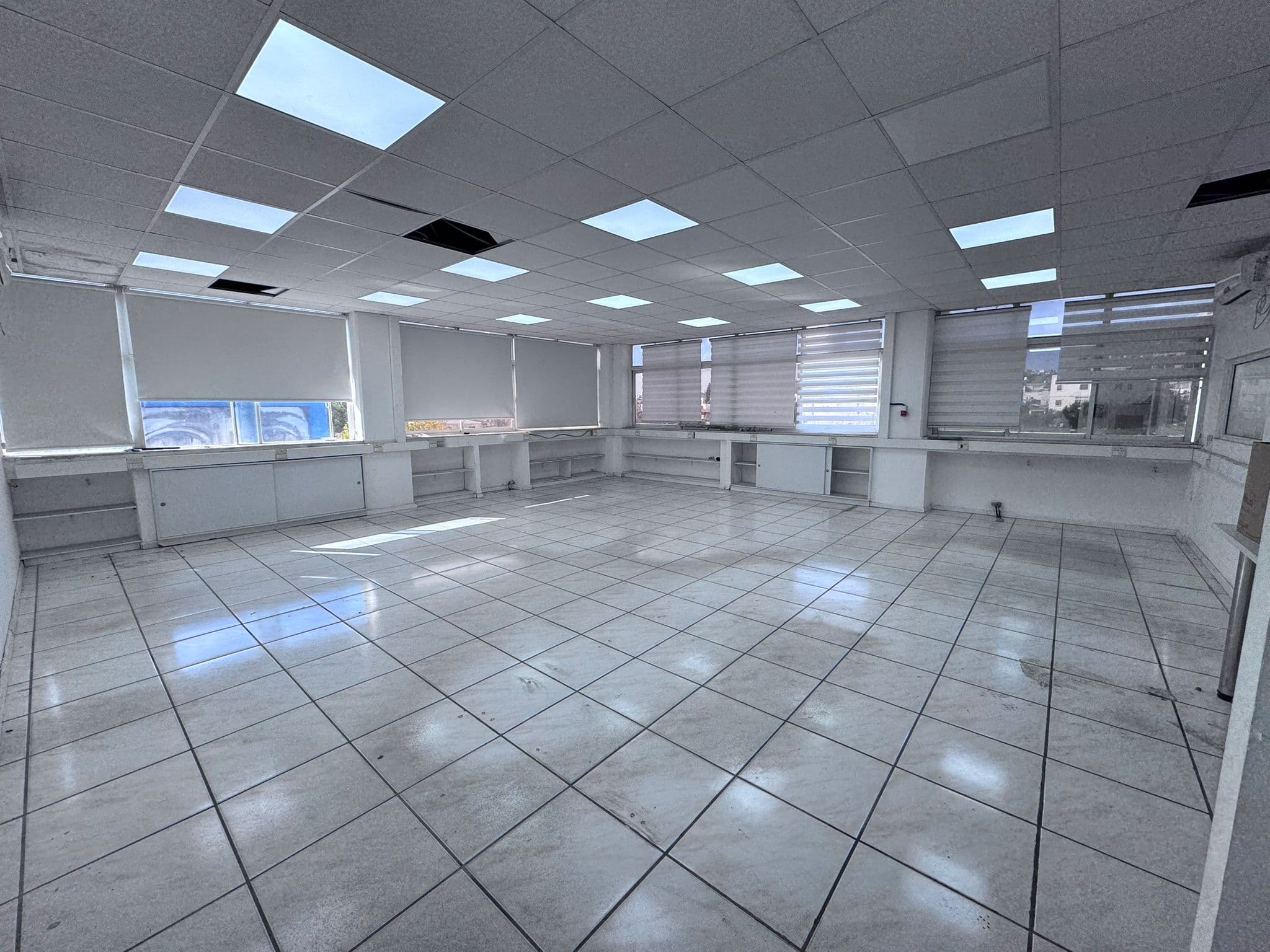 משרד להשכרה בתלפיות! - תמונה 1