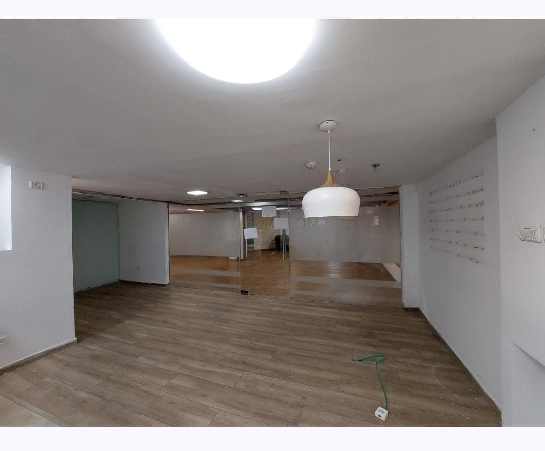 קליניקה/ משרד להשכרה בכניסה לעיר! - תמונה 1