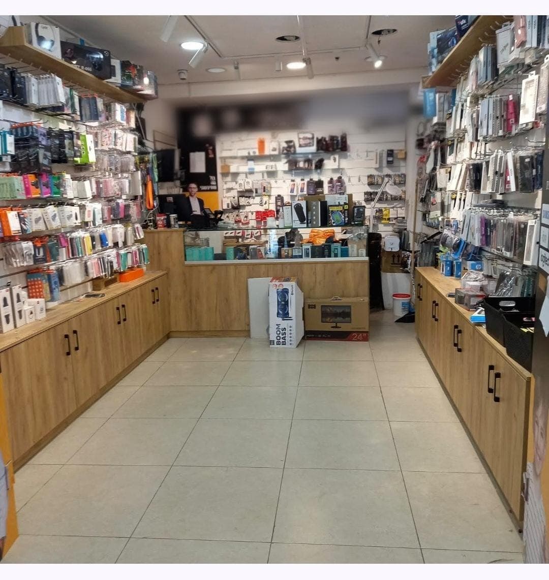 חנות להשכרה בכניסה לעיר! - תמונה 1